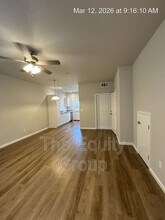 405 S Summit St in Visalia, CA - Building Photo - Building Photo