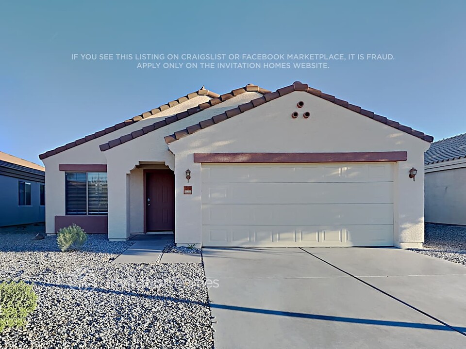 16069 W Sierra St in Goodyear, AZ - Building Photo