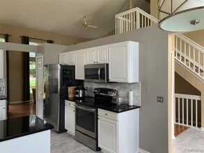 3141 Bridlewood Dr in Rochester Hills, MI - Building Photo - Building Photo