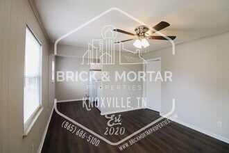 500 Farragut Ave in Knoxville, TN - Foto de edificio - Building Photo