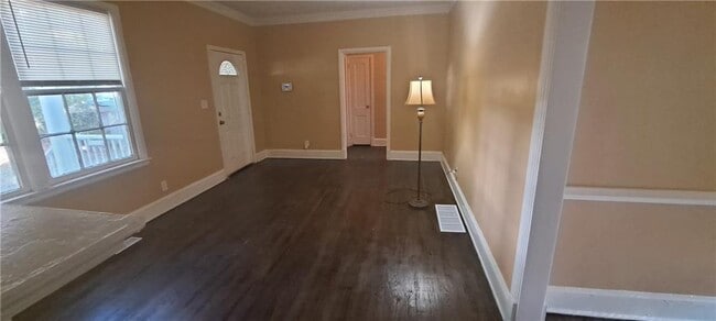 1290 Cahaba Dr SW in Atlanta, GA - Building Photo - Building Photo
