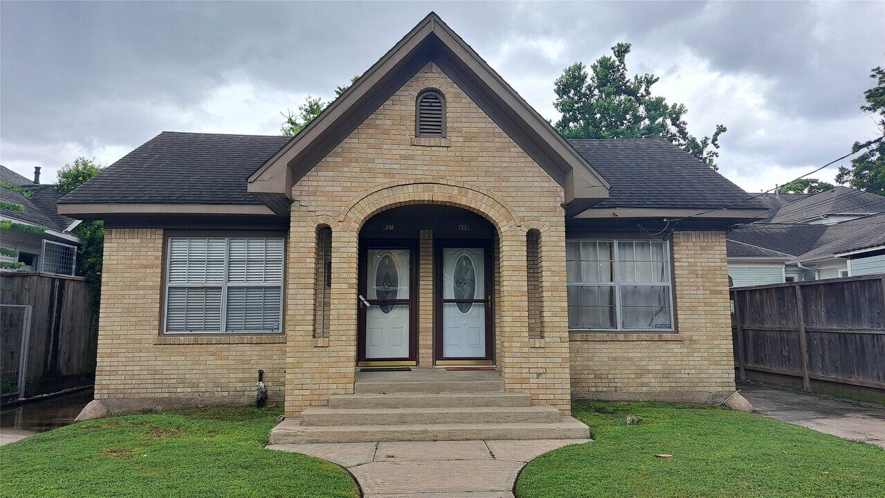 418 Euclid St in Houston, TX - Building Photo