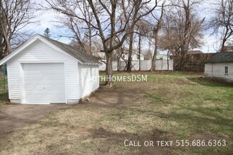 907 Leach Ave in Des Moines, IA - Building Photo - Building Photo
