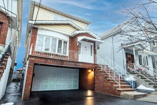 6219 Polk St in West New York, NJ - Building Photo