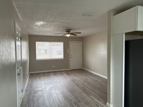 512 W 20th St in Clovis, NM - Building Photo - Building Photo