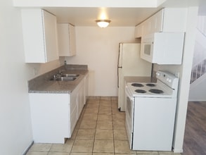 311 N 100 E in Tooele, UT - Building Photo - Building Photo