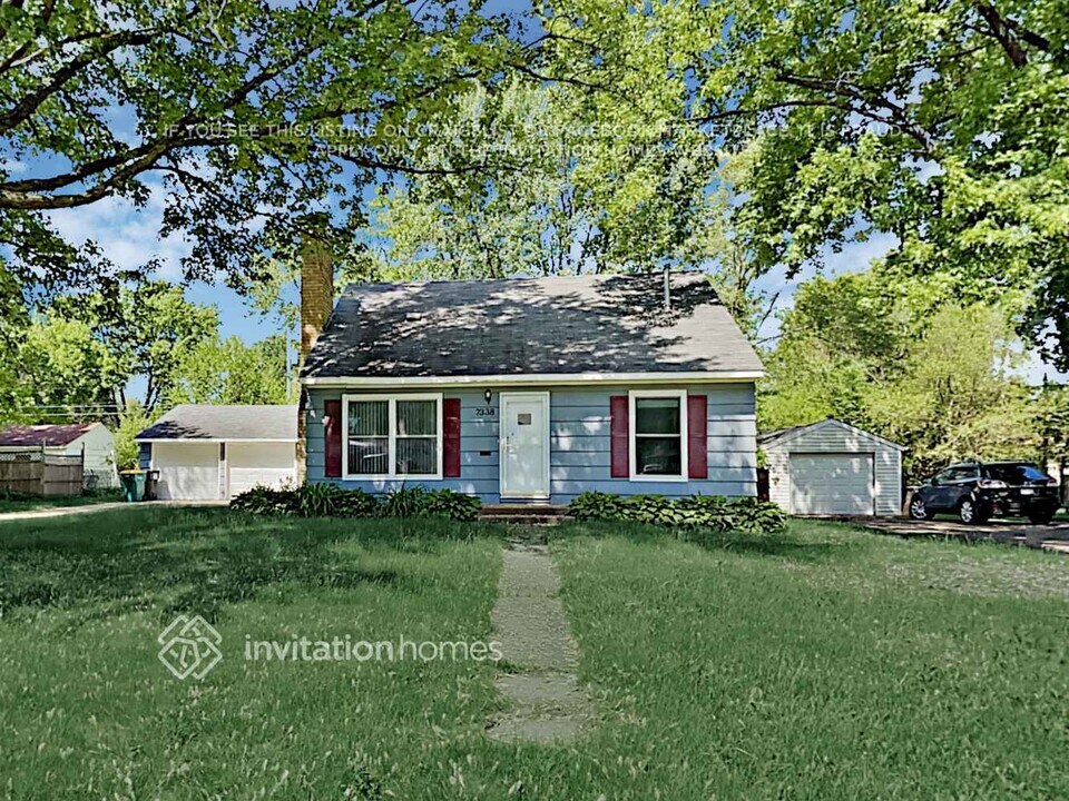 7338 2nd Ave S in Richfield, MN - Building Photo