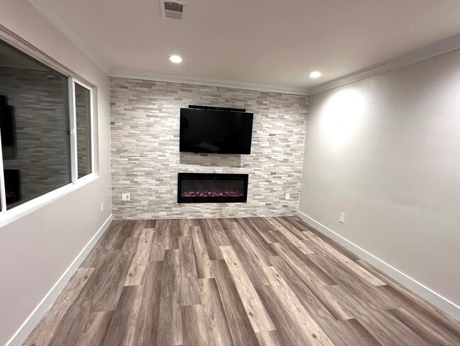 2827 Buckskin Rd in Pinole, CA - Building Photo - Building Photo