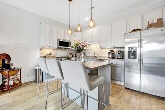 3527 S King Dr in Chicago, IL - Building Photo - Building Photo