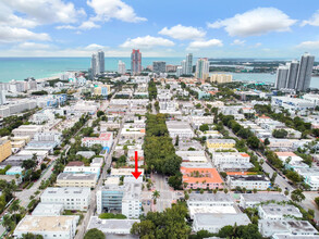 759 Meridian Ave, Unit 4 in Miami Beach, FL - Foto de edificio - Building Photo