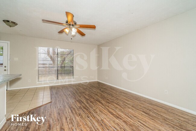 6403 Redwood Ln in Rowlett, TX - Building Photo - Building Photo