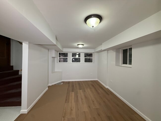 1542 N Kolin Ave, Unit Garden