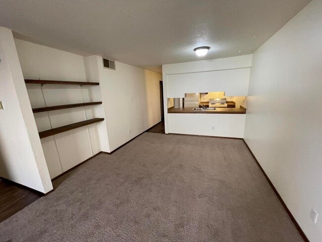 2817 Palo Verde Dr NE in Albuquerque, NM - Building Photo - Building Photo