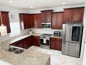 12236 Fairlawn Dr in Riverview, FL - Building Photo - Building Photo