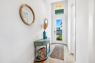 789 109th Ave N in Naples, FL - Building Photo - Building Photo
