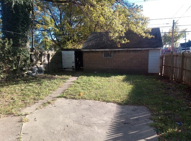 property at 401 E Michigan St