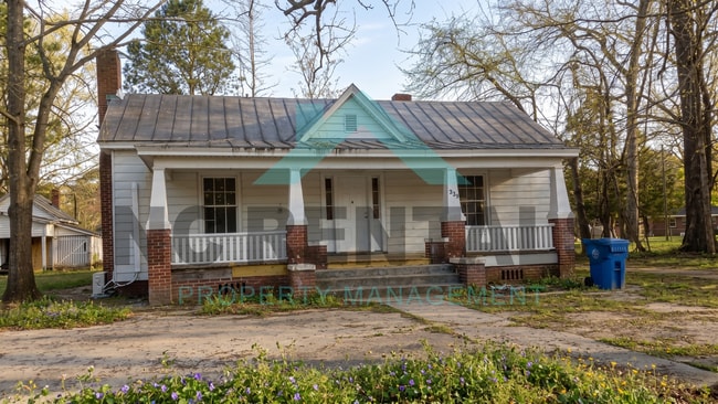 property at 307 N Parker St