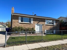 3801 S Franklin Cir in Magna, UT - Building Photo