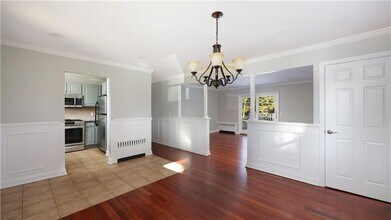 6 Pierson Dr in Hillsborough, NJ - Building Photo - Building Photo