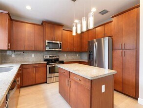 2028 SW 16th Terrace in Fort Lauderdale, FL - Building Photo - Building Photo