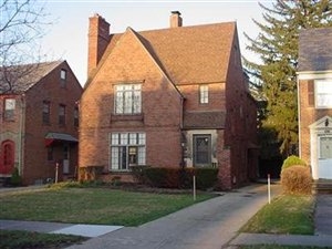 3633 Lynnfield Rd in Shaker Heights, OH - Foto de edificio