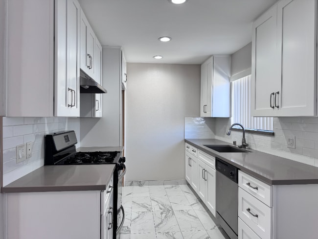 507 E Cedar Ave
