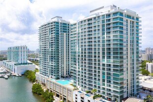 330 Sunny Isles Blvd, Unit 5-1405 in Sunny Isles Beach, FL - Building Photo