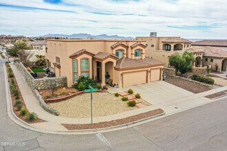 6300 Franklin Trail Drive in El Paso, TX - Building Photo - Building Photo