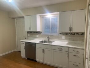 433 Mason St, Unit 433 in Dundee, MI - Foto de edificio - Building Photo