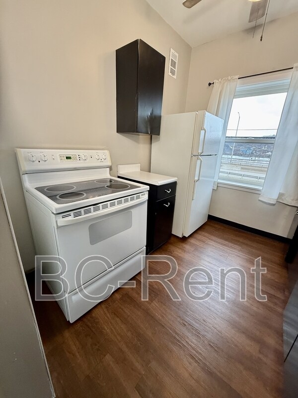 property at 635 3rd Ave