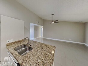 8310 Clermont St in Tampa, FL - Building Photo - Building Photo