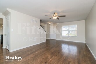 2668 Winding Valley Dr in Fenton, MO - Foto de edificio - Building Photo