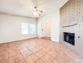 1301 Pitcairn Dr in Pflugerville, TX - Building Photo - Building Photo