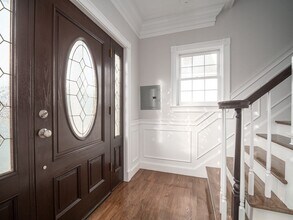 8 Richardson St in Winchester, MA - Building Photo - Building Photo