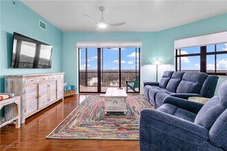 14300 Riva Del Lago Dr in Ft. Myers, FL - Building Photo - Building Photo