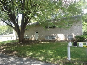 Swatara Creek Apartments in Hummelstown, PA - Foto de edificio - Building Photo