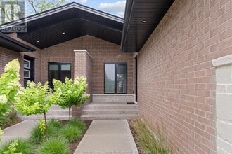 506 LilyMac Blvd in Windsor, ON - Building Photo - Building Photo