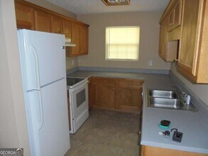 2039 Faith Cove in Atlanta, GA - Building Photo - Building Photo