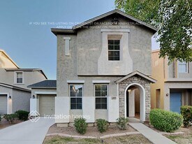 6629 W Hayes St in Phoenix, AZ - Building Photo