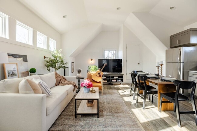 property at 2200 Grantland Ave