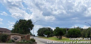 21735 Thunder Basin in San Antonio, TX - Building Photo