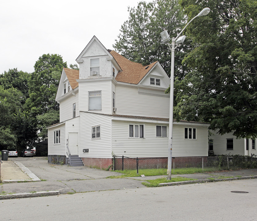 74 Florence St in Worcester, MA - Foto de edificio