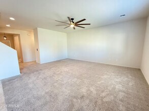 24588 W Flores Dr in Buckeye, AZ - Building Photo - Building Photo