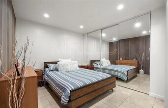 1068 Calle Del Cerro in San Clemente, CA - Building Photo - Building Photo