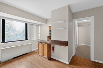 3701 Connecticut Ave NW in Washington, DC - Building Photo - Building Photo