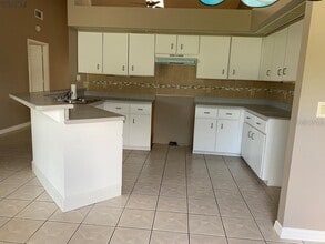 250 Coral Reef Ct N in Palm Coast, FL - Building Photo - Building Photo