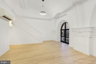 2321 Fitzwater St in Philadelphia, PA - Building Photo - Building Photo