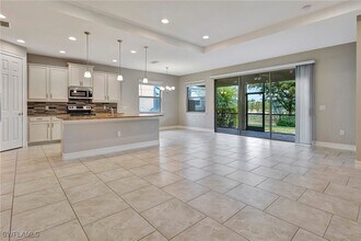 16321 Aberdeen Wy in Naples, FL - Building Photo - Building Photo