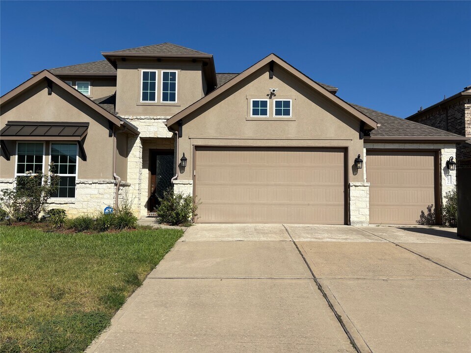 20826 Stonebreak Ln in Spring, TX - Foto de edificio