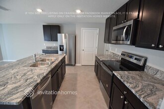 5006 Granite Dust Pl in Rubonia, FL - Building Photo - Building Photo